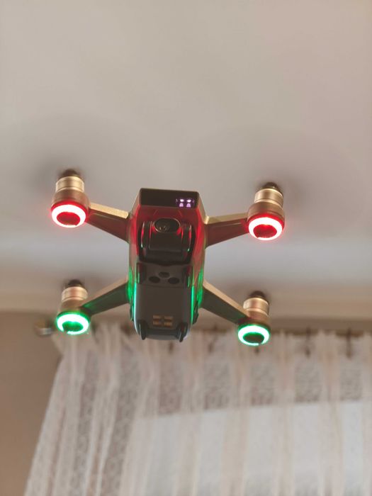 Dron DJI Spark komplet i 3 baterie