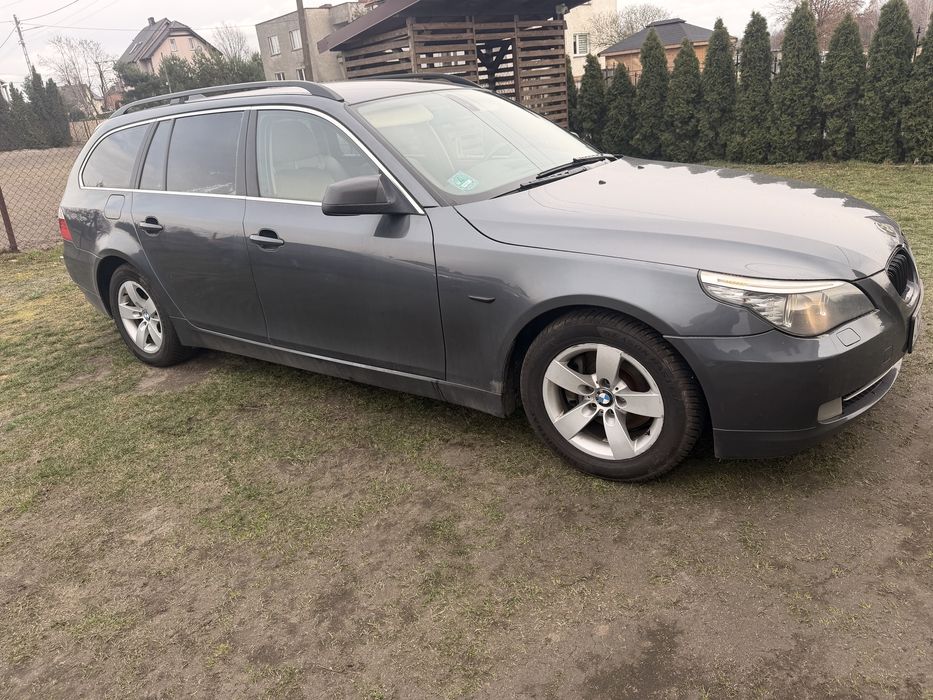 BMW Serii 5 520d (E61)