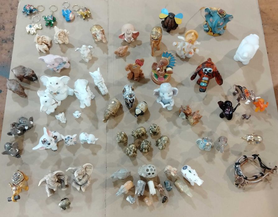 Колекція фігурок слонів статуетка слоника