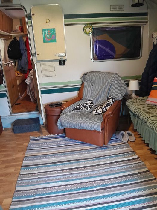 UM Relot moradia fixa no Campismo dos Salgueiros Canidelo Gaia