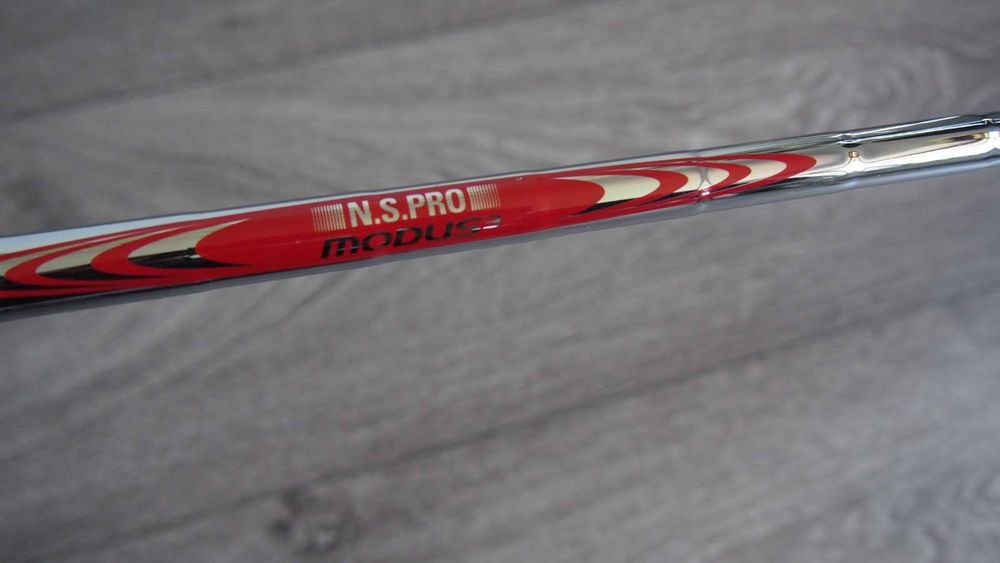 Kije do golfa Zestaw Ironów Titleist T300 (7, 8, 9, P) | Szafty N.S. PRO MODUS3 | Stan BARDZO DOBRY Stiff flex