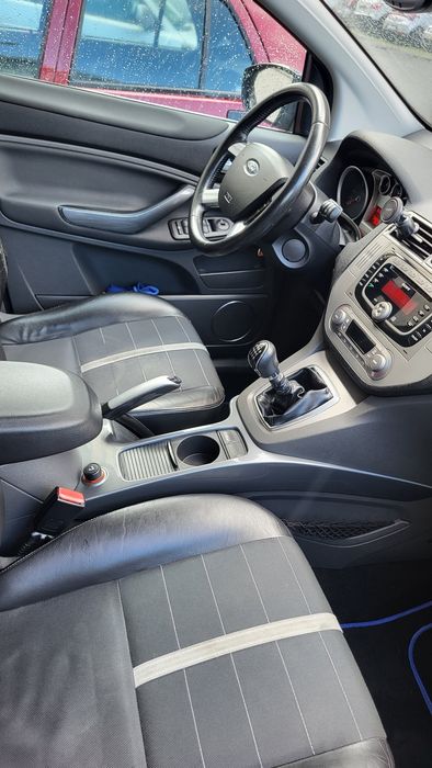 Ford Kuga 2.0 TDCI Titanium/ Keyless (chave inteligente) — photo 5