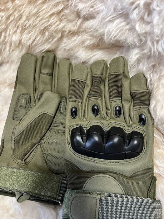 Тактичні рукавиці, турнікет.