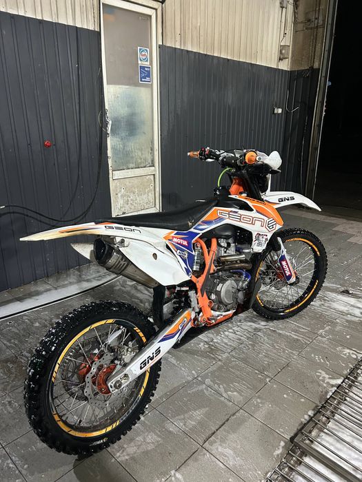 Geon Dakar GNS 300 (kovi bse ktm yamaha)