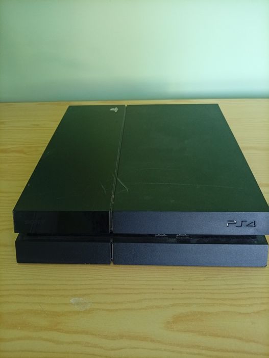 Konsola PS4 i gry do PS4