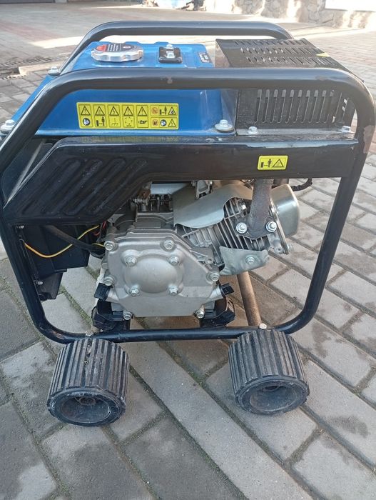Продам Генератор