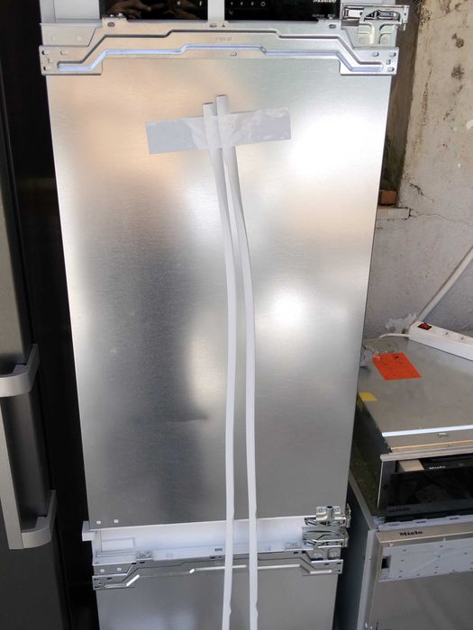 Combinado de encastre Miele Modelo KDN 7724 e active