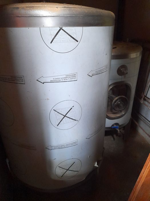 Cubas em inox usadas uma vez