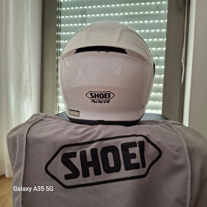 Capacete de moto da shoei