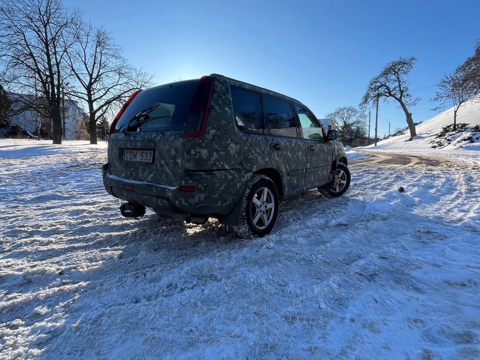 Продам Nissan X-trail t30 2.2d