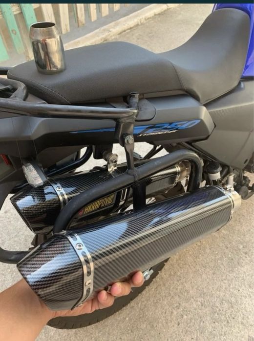 Прямоточный глушитель Akrapovic мото выхлоп 47 см