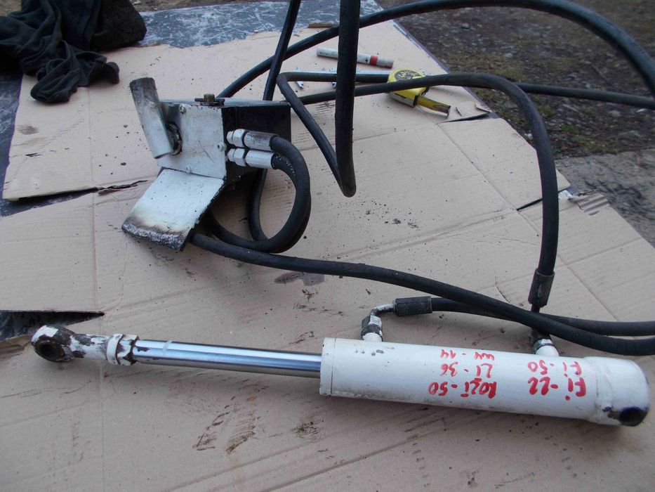 Siłownik hydrauliczny dwustronny pompka wywrot do przyczepki prasa