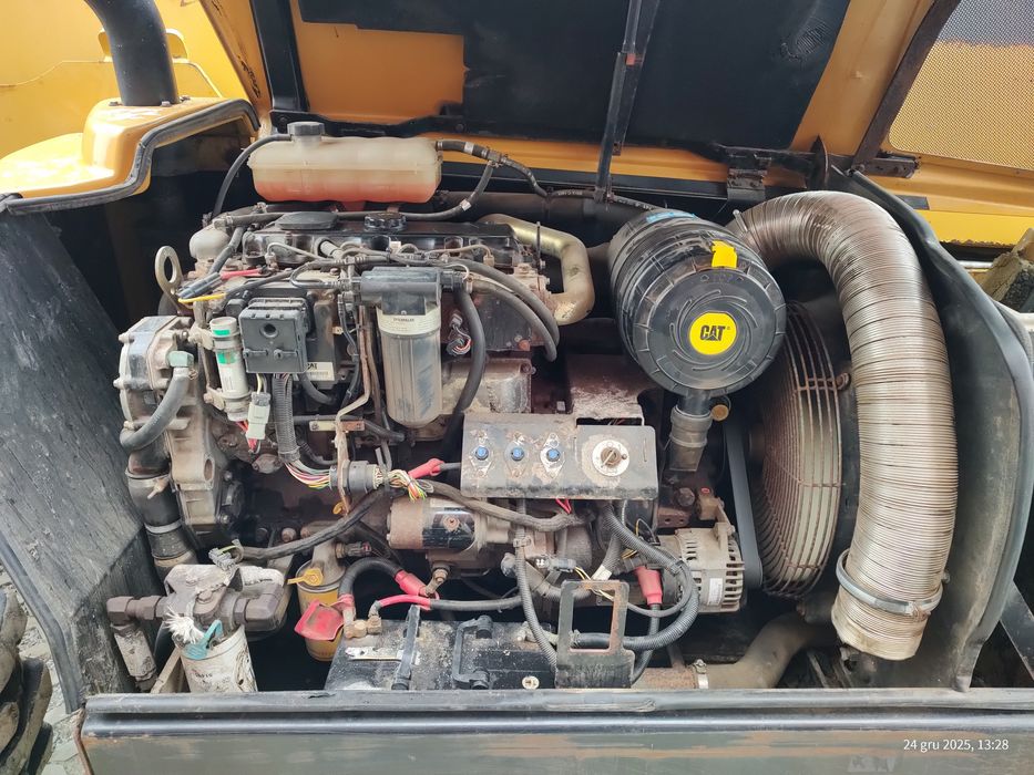 Ładowarka teleskopowa Caterpillar CAT TH360b