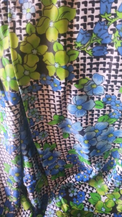 Тканина для літніх суконь і халатів