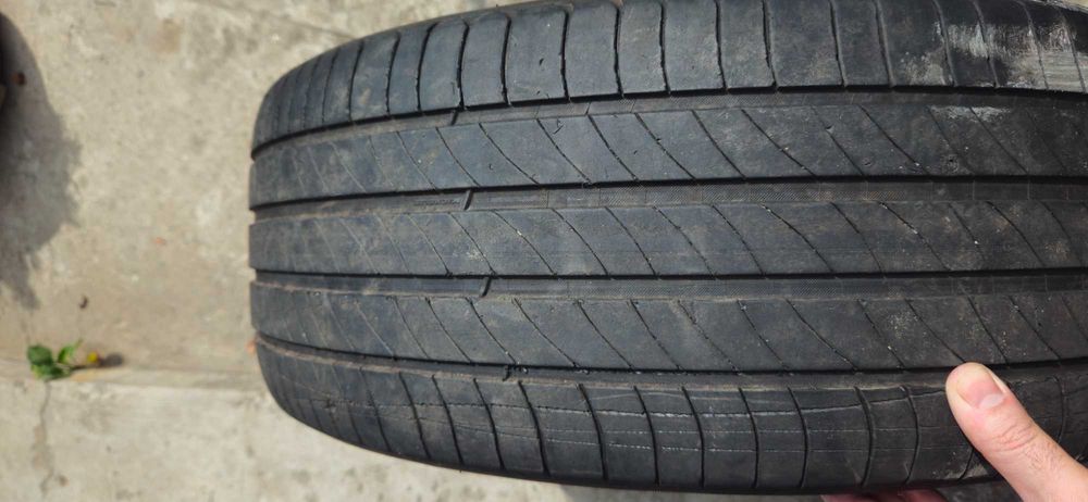 Bridgestone Turanza EV GT Radial Maxtour Michelin Primacy 4 245 45 19