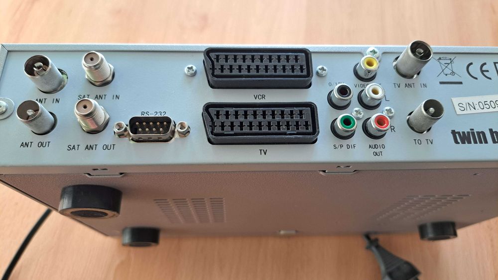 dekoder satelitarny metronic evo box II