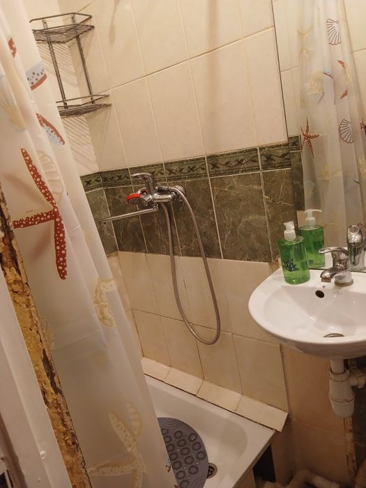 Посуточно 1к м. Лесная-Черниговская