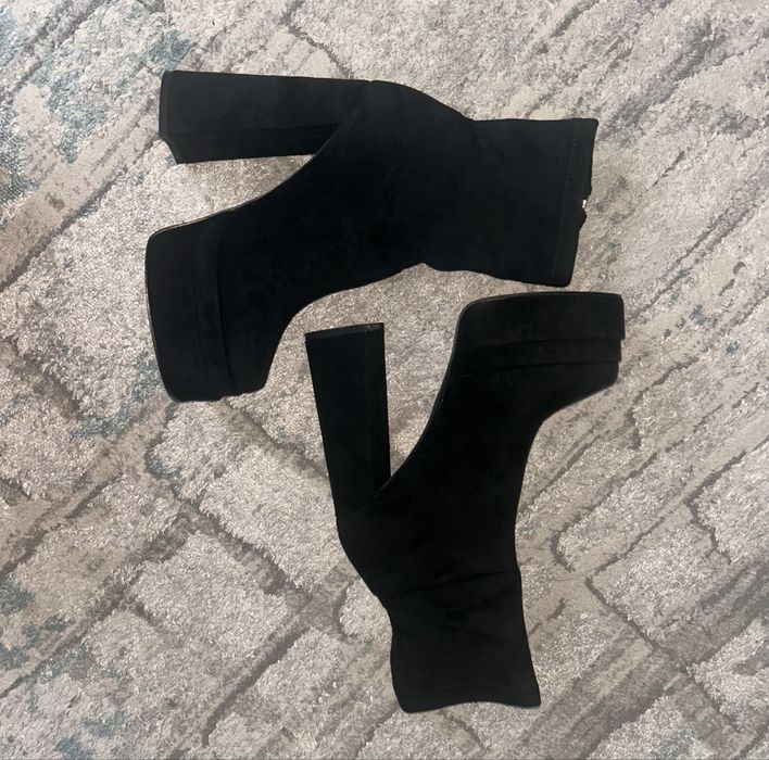 Продам ботинки Bratz