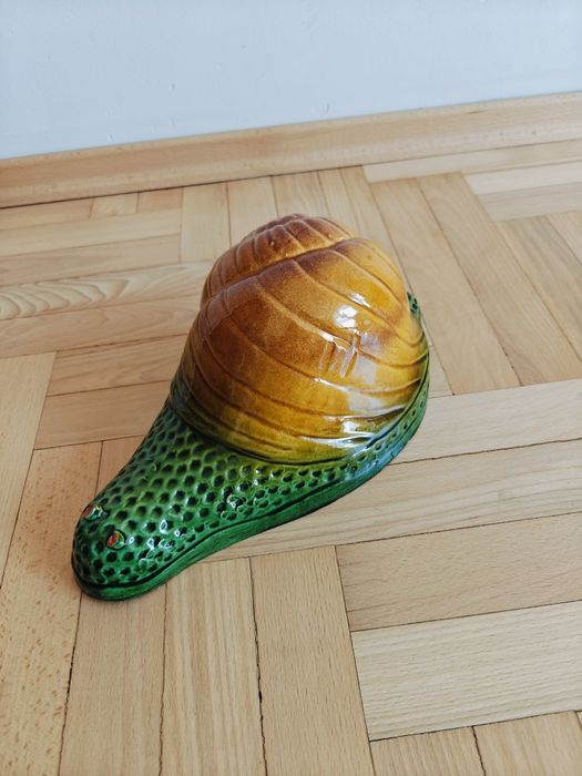 Figurki ogrodowe, ceramiczne.