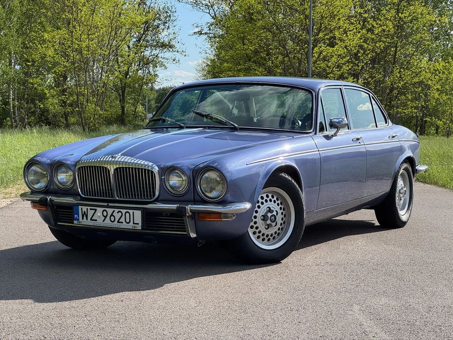 Jaguar XJ