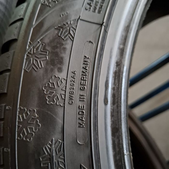 245/45/17 R17 Dunlop SP Winter Sport 4D 4шт нові зима