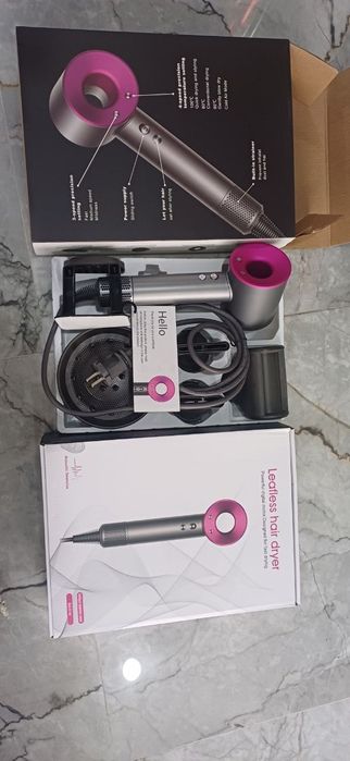 Фен dyson  з 5 насадками