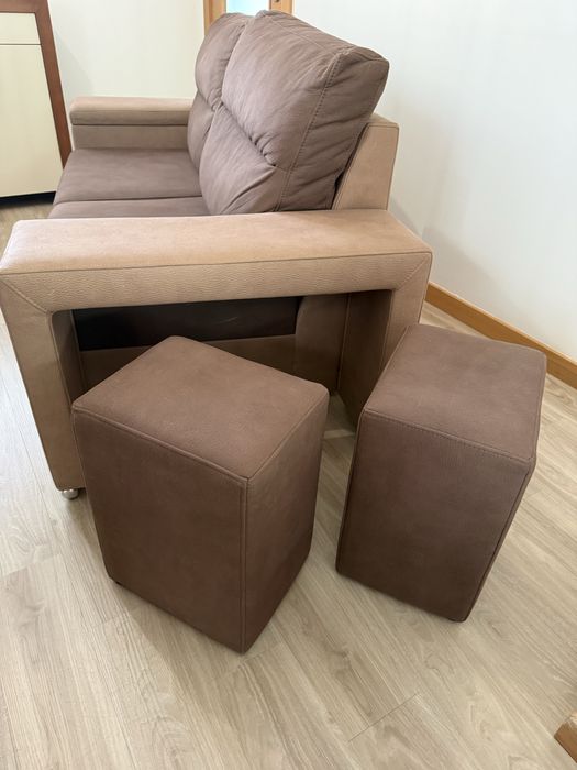 Sofa, dois lugares, arrumação e bancos
