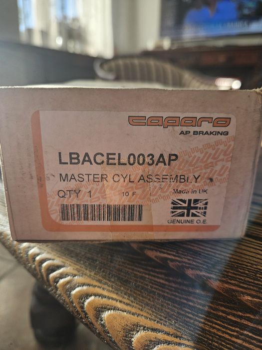 Cylinder gł. hamulca + wysprzęglik LandRover Discovery 2 Td5