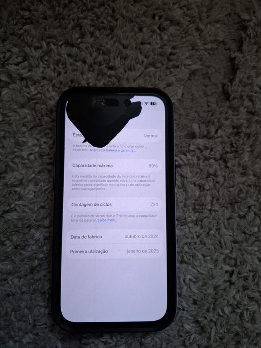 iphone 15 -ecra partido