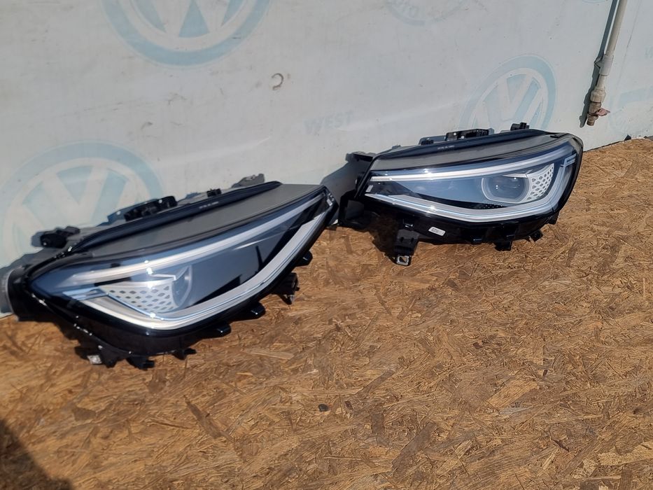 Фары передние id4 usa права ліва фара ід4 америка сша фари передні led