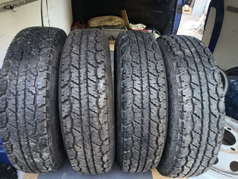 Продам резину 185/75 R16C