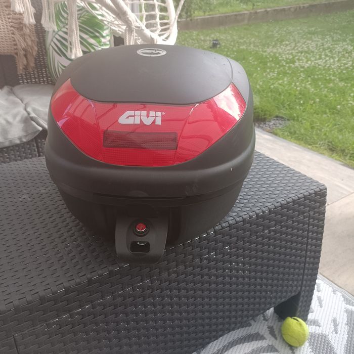 Kufer GIVI  na skuter,motocykll