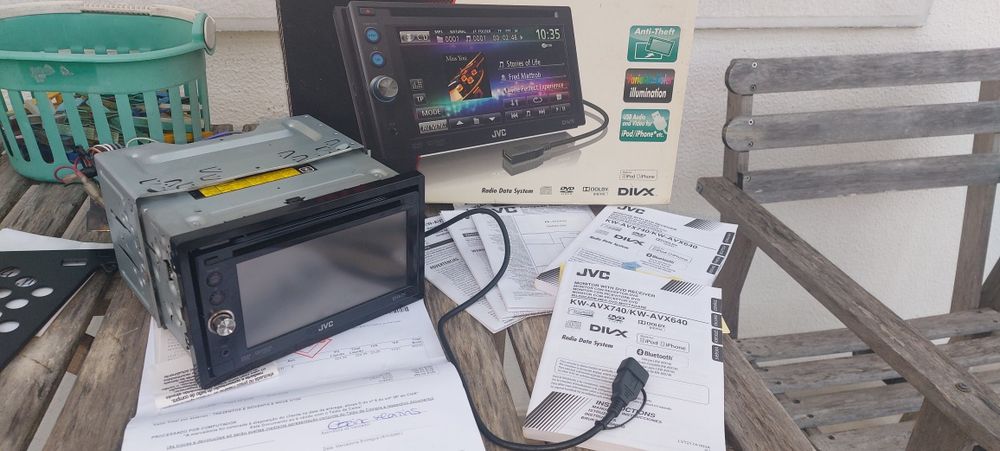 Auto radio JVC kw-avx640