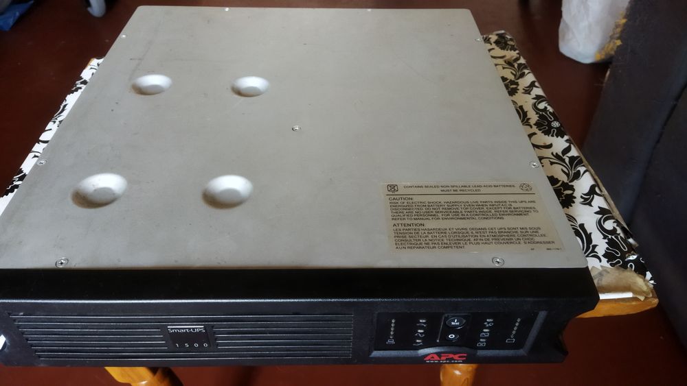 APS Безперебійник Smart UPS 1500 (sua1500rm12u)