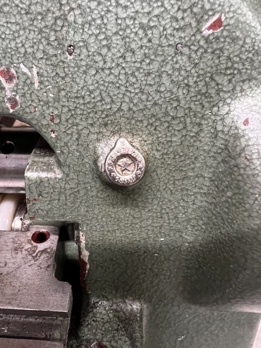 MÜLLER & KURTH машинка для порізки шкіри