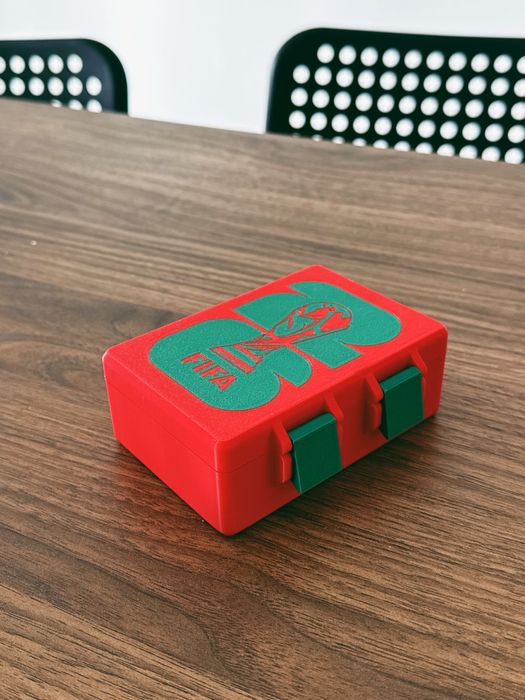 Caixa para guardar os cromos