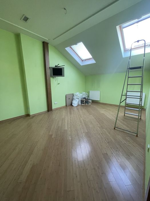 Продаж квартири в австрійському будинку франківський р-н