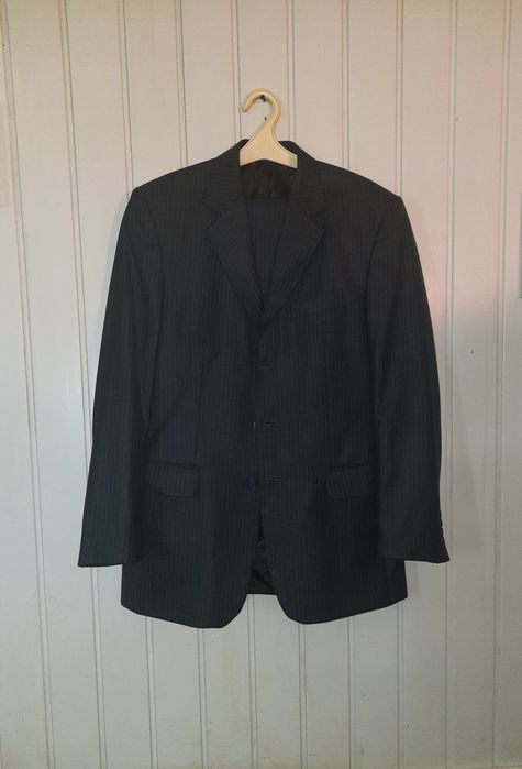 Костюм мужской классический размер 48