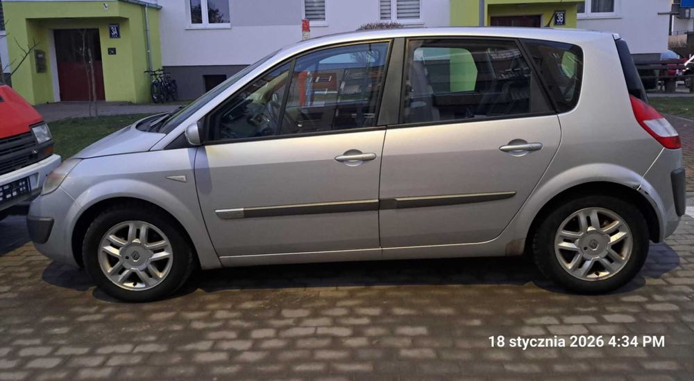 Renault Scenic mały przebieg