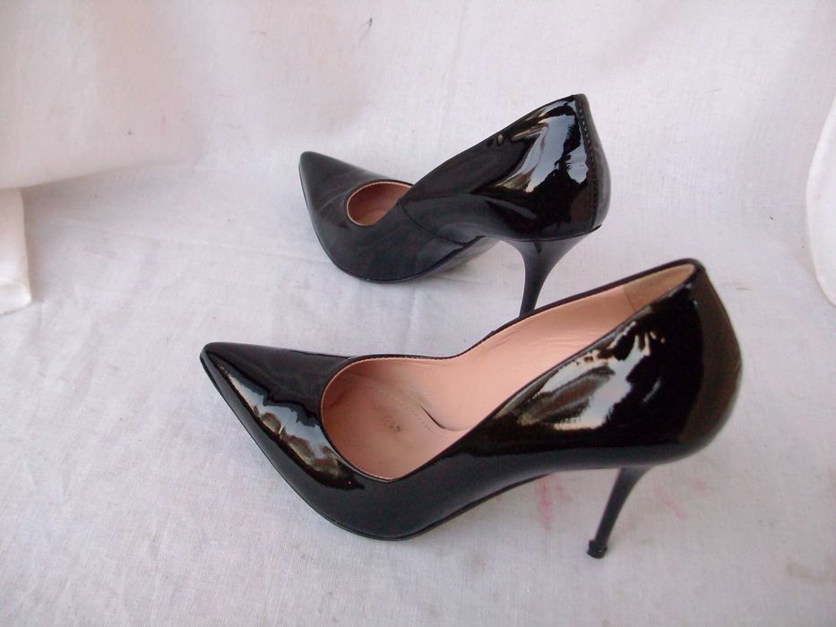 Prima Moda PrimaModa klasyczne skórzane szpilki lakierki szpic 36