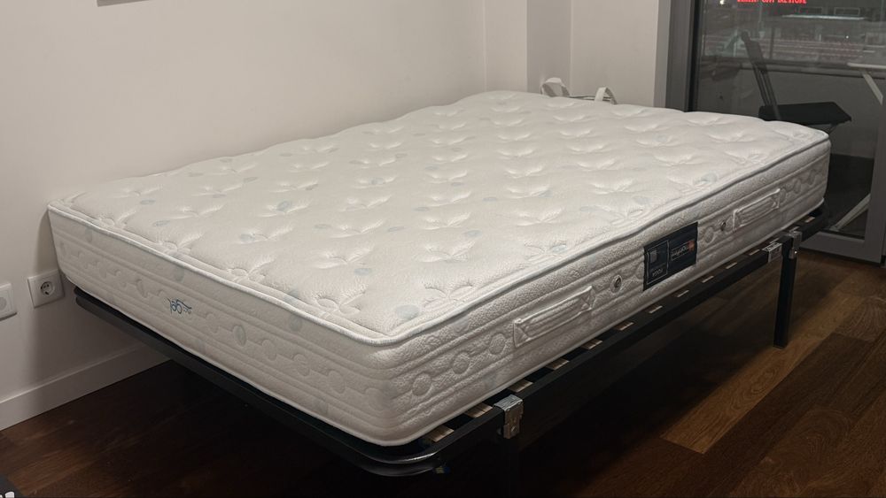 Cama de casal visco gel da molaflex
