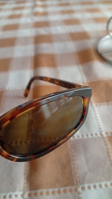 Óculos de sol, Miu Miu