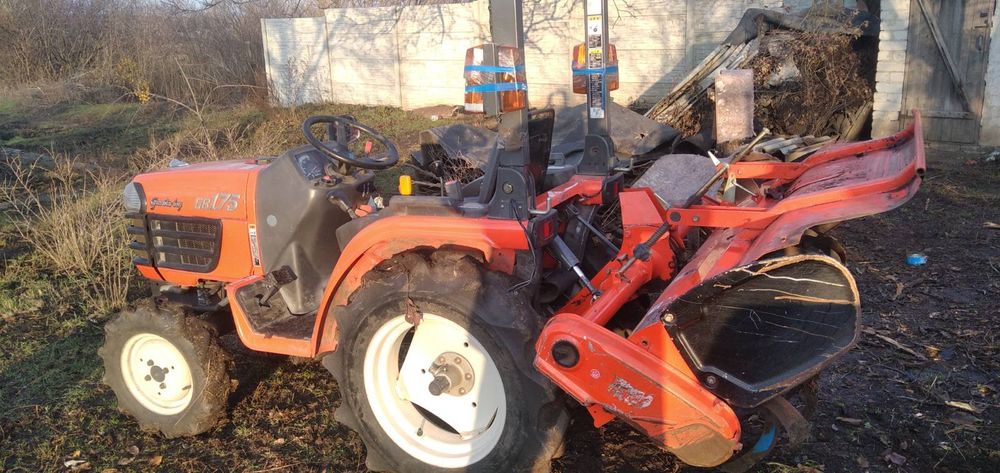 Продам трактор kubota 175 Япония дизель