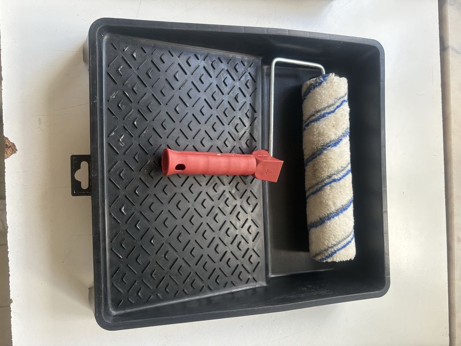 Tabuleiro para pintar com rolo