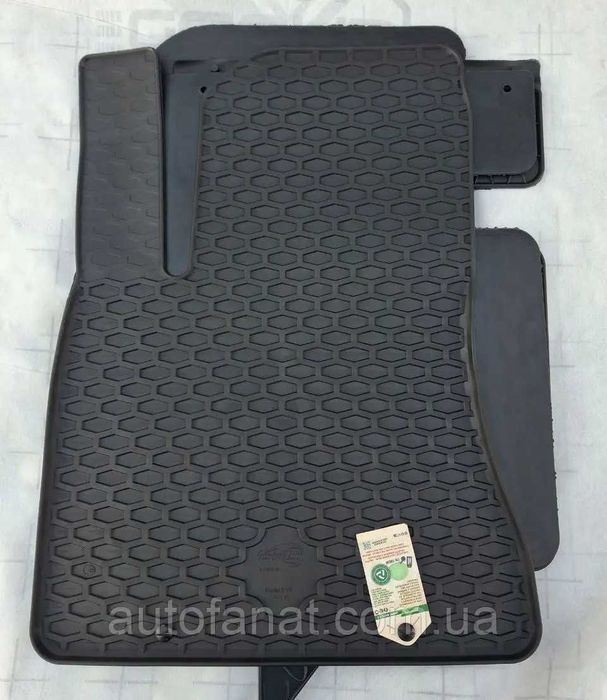 Tesla Model 3 (2017–…) | Коврики в салон Тесла | Гумові килимки, Чехія