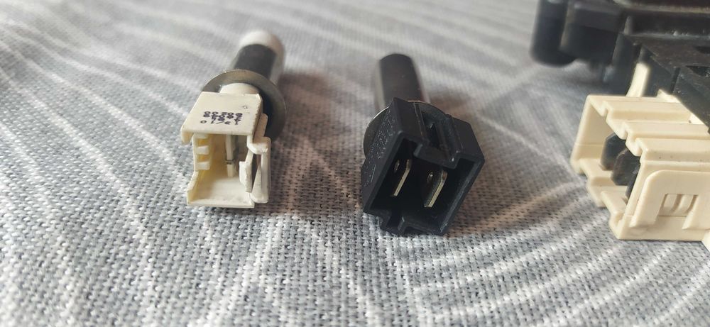 дверной замок люка дверцы LG WD-80250NUP и датчики температуры воды