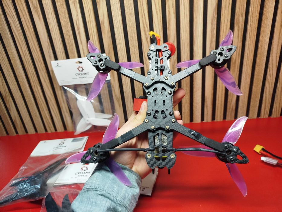 Drone FPV iFlight Nazgul 5" GPS + Bateria 6S