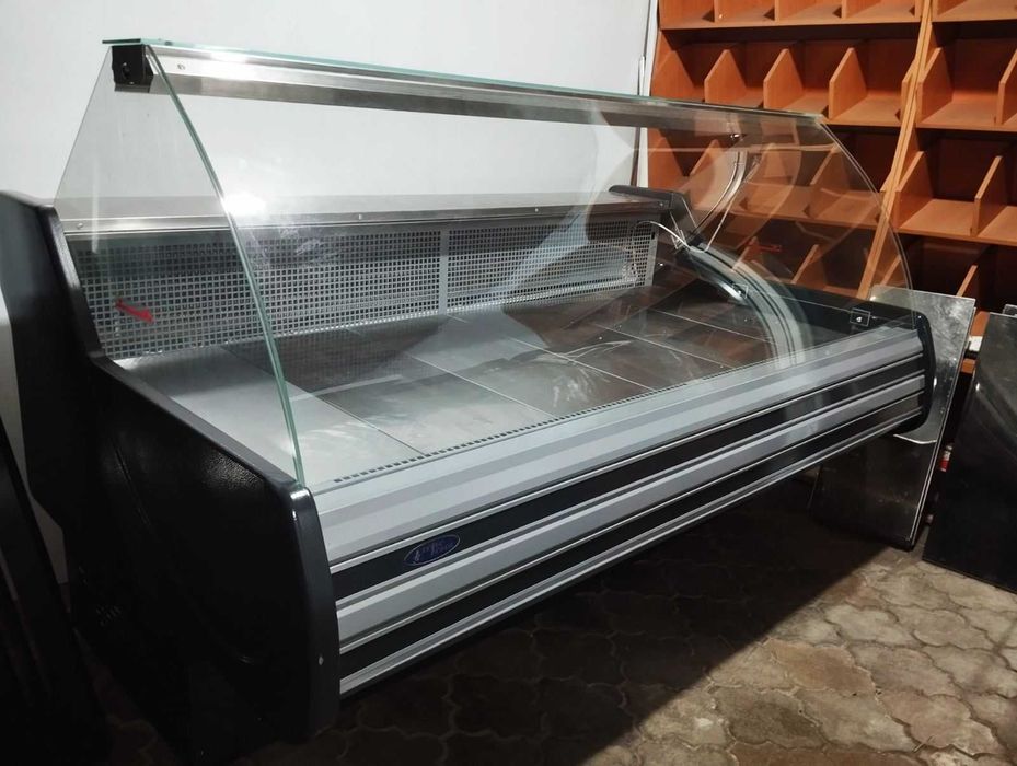 Холодильные витрины