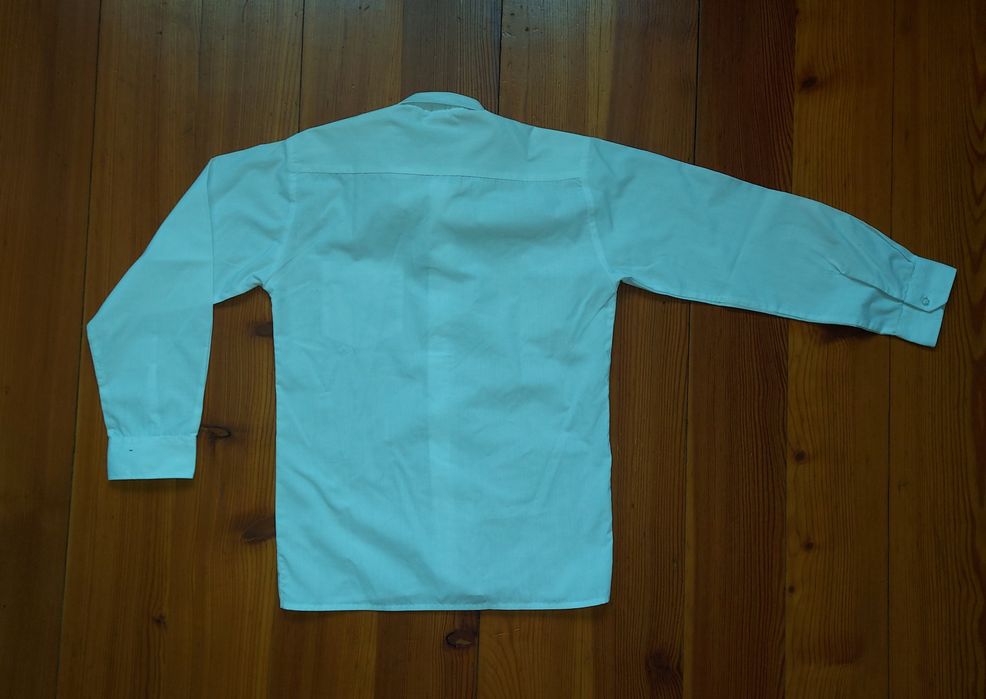 Biała koszula dla chłopca