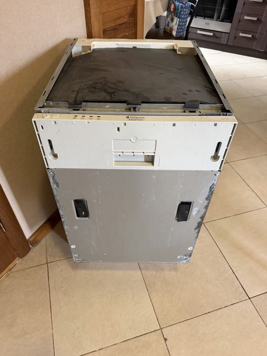 Продам посудомийку Ariston